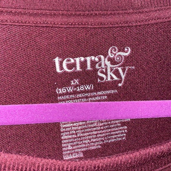 *EUC burgundy lightweight sweatshirt 1x - Picture 3 of 6